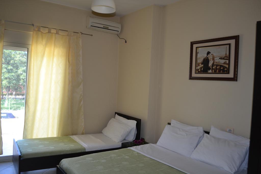 Hotel 4 Stinet Vlorë Eksteriør bilde