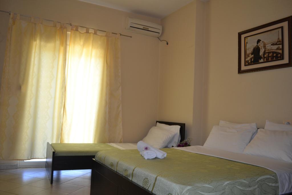 Hotel 4 Stinet Vlorë Eksteriør bilde