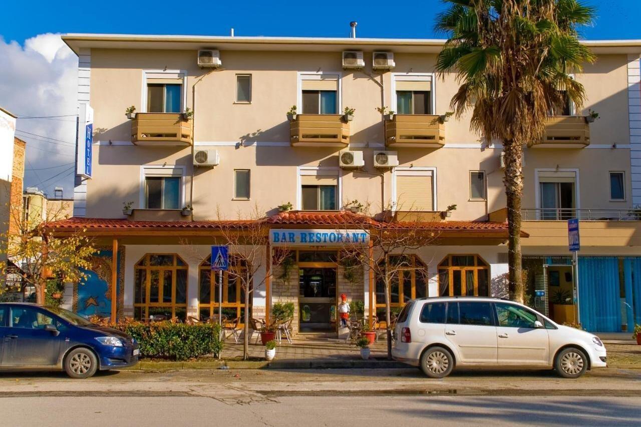 Hotel 4 Stinet Vlorë Eksteriør bilde