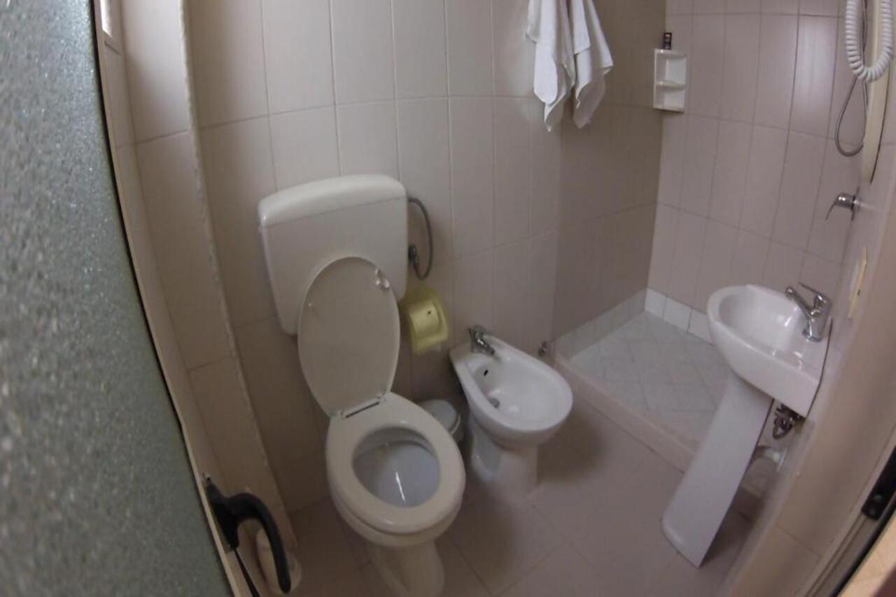 Hotel 4 Stinet Vlorë Eksteriør bilde