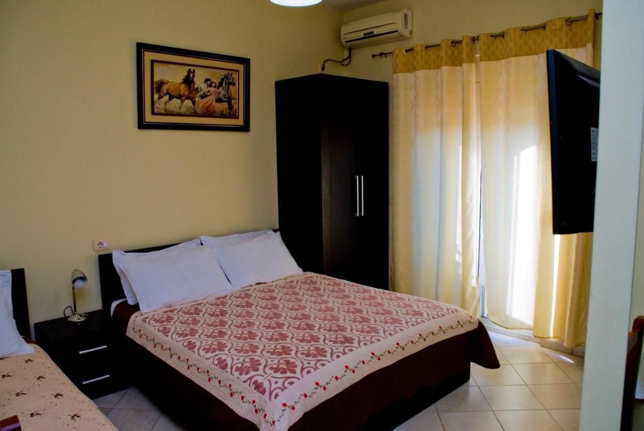 Hotel 4 Stinet Vlorë Eksteriør bilde