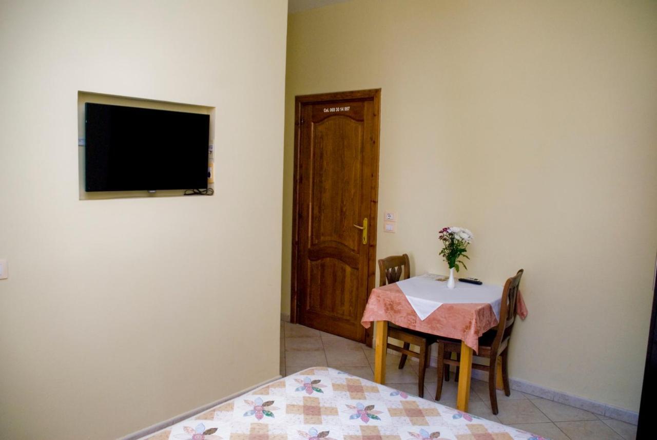 Hotel 4 Stinet Vlorë Eksteriør bilde